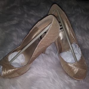 G by Guess heals  "Thriller"